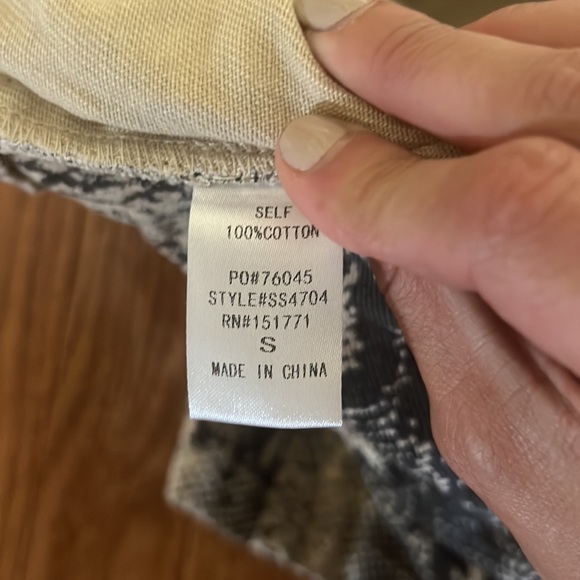 NWT Le Lis Snake Skin Mini Skirt Size Small - Picture 6 of 6